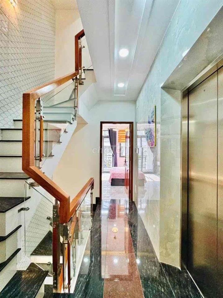 NHÀ PHỐ THANG MÁY GIÁ CHỈ 7,9 tỷ