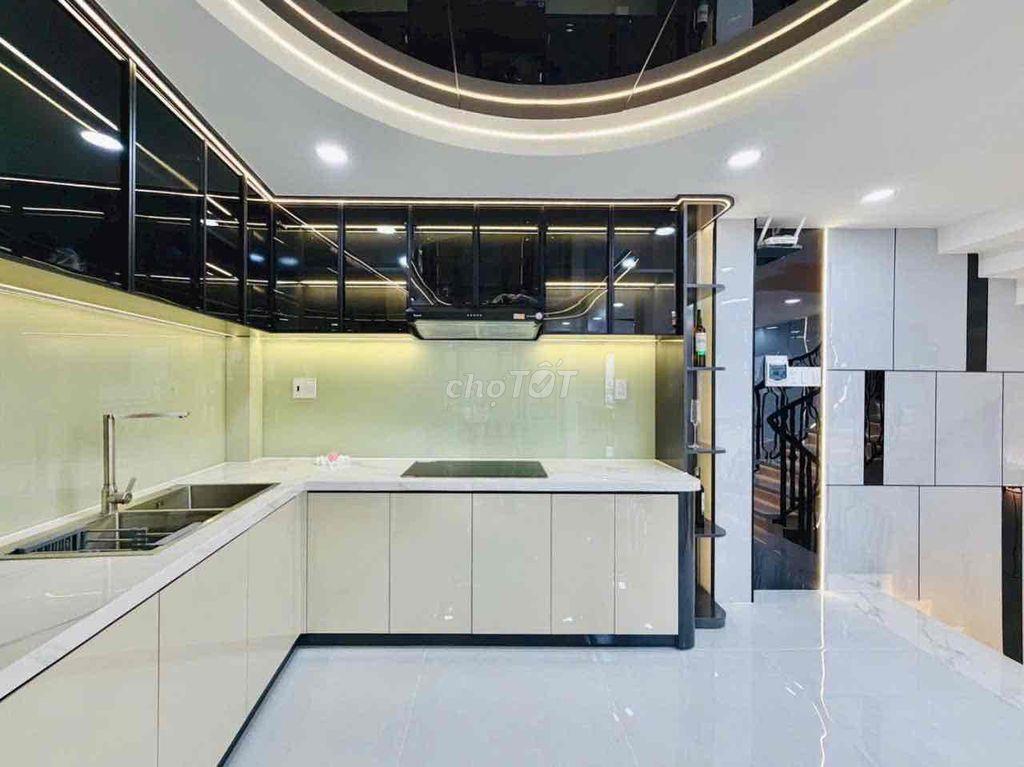 Nhà mới xây, full nội thất, sát siêu thị Lotte Nguyễn Văn Lượng Gò Vâp