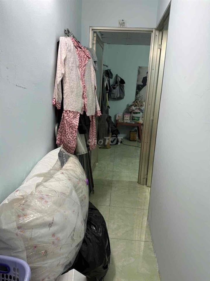 nhà 2 phòng ngủ. giá thuê 6,5tr.