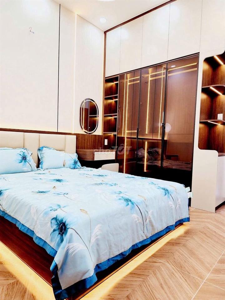 Hiếm! Nhà Khuông Việt 66m², 2 tầng mới đẹp, 3PN, sát Tân Bình, 7.65 tỷ