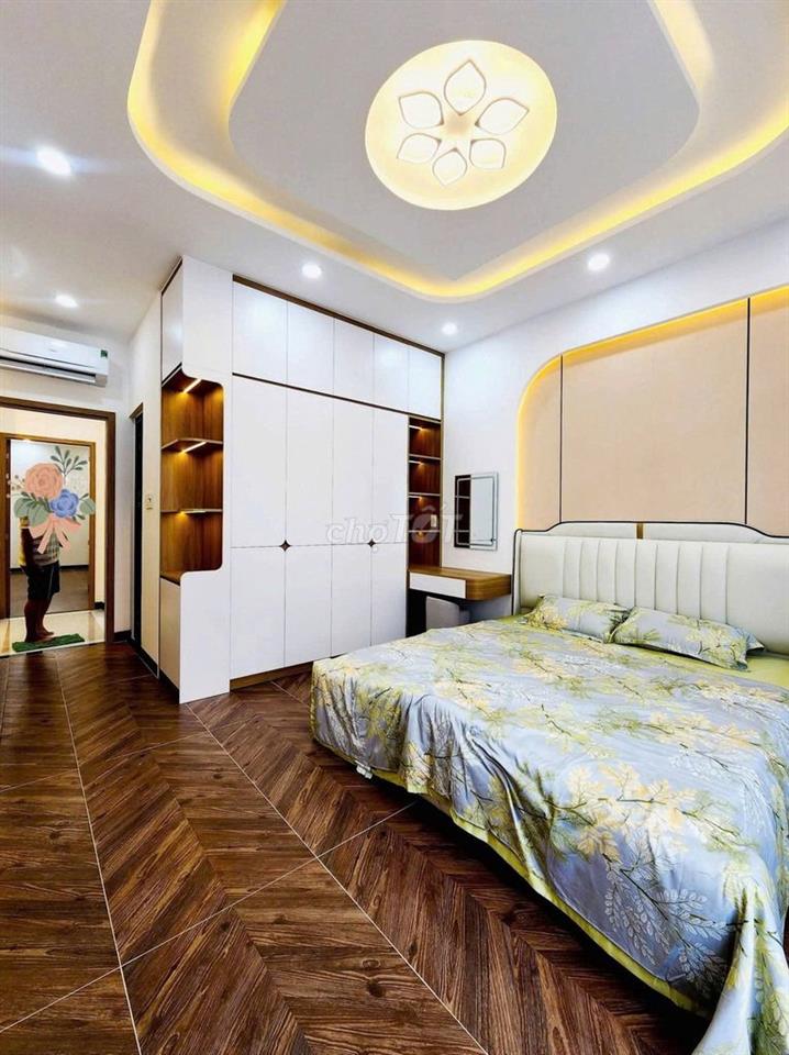 Hiếm! Nhà Khuông Việt 66m², 2 tầng mới đẹp, 3PN, sát Tân Bình, 7.65 tỷ