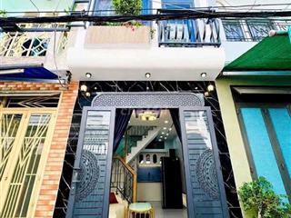 Nhà bán gấp  kế bên trường học thống nhất hẻm xe hoi 🚗