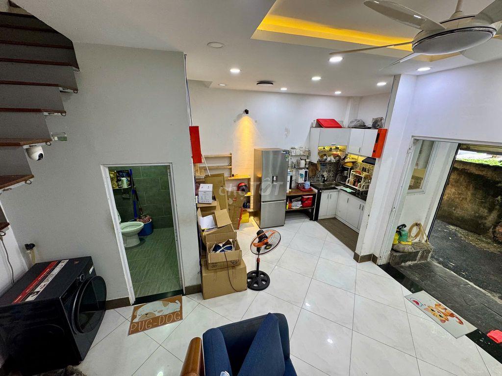 BÁN NHÀ PHƯỜNG 11 GÒ VẤP - DTCN 30,6M2 GIÁ 3T