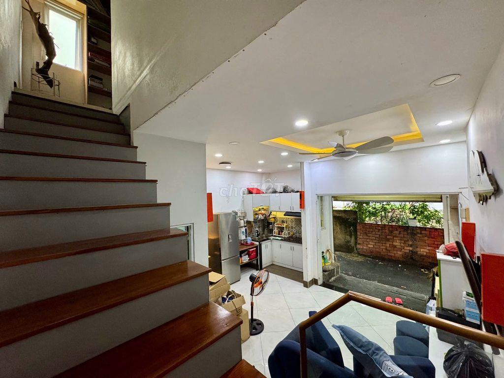 BÁN NHÀ PHƯỜNG 11 GÒ VẤP - DTCN 30,6M2 GIÁ 3T