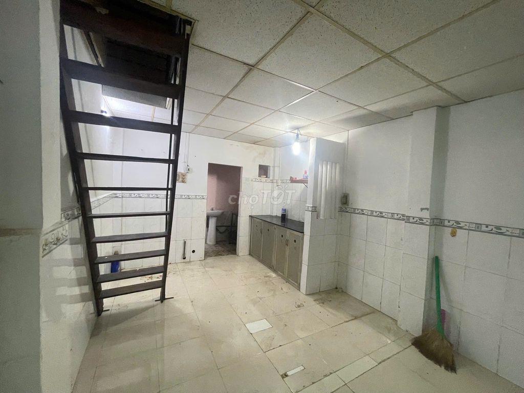 43M2 - bán đất tặng nhà đang cho thuê 6tr/tháng - P8 Gò Vấp