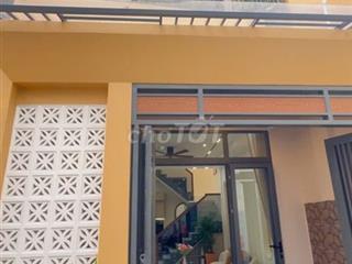 57M2 - NHÀ MỚI ĐẸP Ở NGAY HƠN 5T - 3PN - 1 PHÒNG THỜ - FULL NỘI THẤT