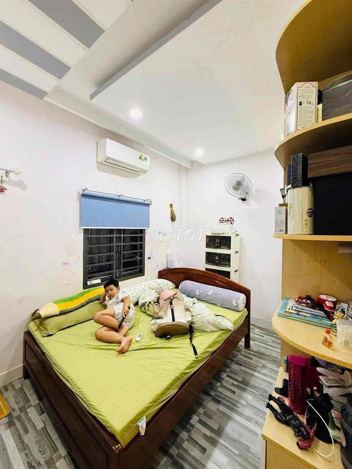 NHÀ PHẠM VĂN CHIÊU - 40m2 - 2 TẦNG 2 PHÒNG NGỦ - HẺM RỘNG RÃI
