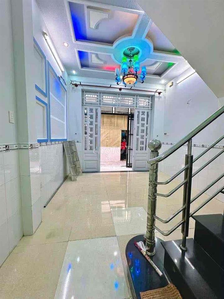NHÀ ĐƯỜNG SỐ 8 - THỐNG NHẤT - 32m2 - TRỆT LẦU CÓ SÂN ĐỂ XE RỘNG RÃI