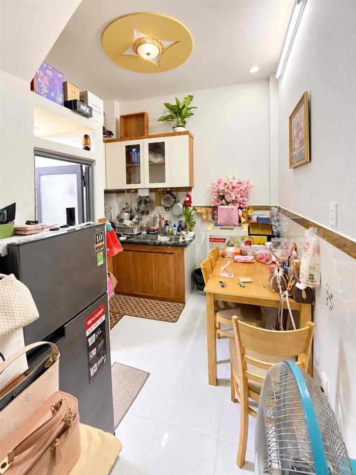 NHÀ 1 SẸC NGẮN LÊ VĂN THỌ - TRỆT LẦU 2 PHÒNG NGỦ - CHỈ HƠN 2T