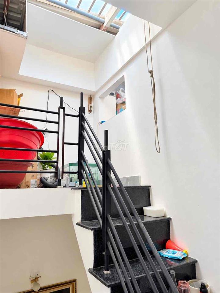 NHÀ 35m2 HẺM XE HƠI - PHƯỜNG 9 - GÒ VẤP - TRỆT LẦU ĐÚC BTCT