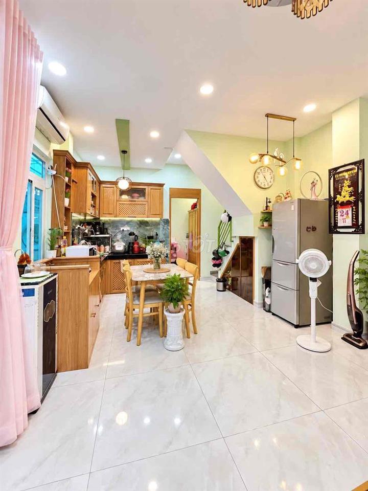 NHÀ 50m2 - HẺM XE HƠI - GẦN NGUYỄN KIỆM - CÔNG VIÊN GIA ĐỊNH