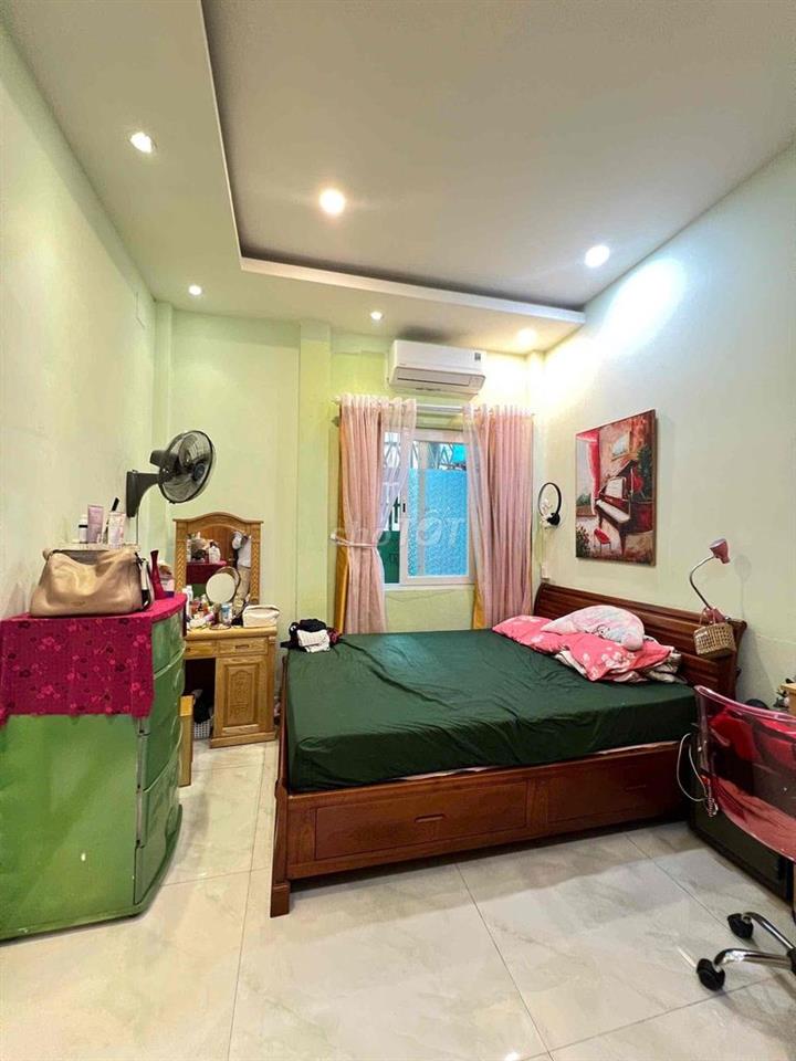 NHÀ 50m2 - HẺM XE HƠI - GẦN NGUYỄN KIỆM - CÔNG VIÊN GIA ĐỊNH