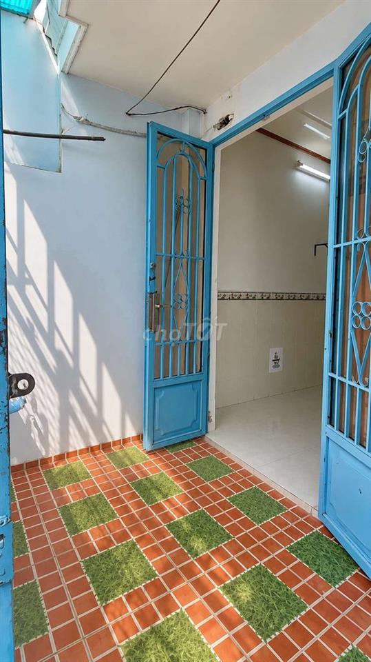 🚘Nhà 2 Tỷ Hơn - KHÔNG LỘ GIỚI - 28M2 - TRỆT LẦU - Quang Trung P8 GV