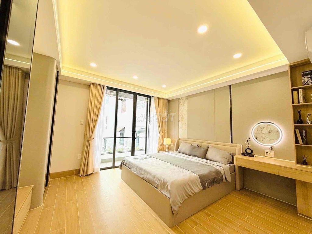 nhà 4 tầng. 65m2. ngang 4.5m. 4pn. Huỳnh Văn nghệ. gò vấp