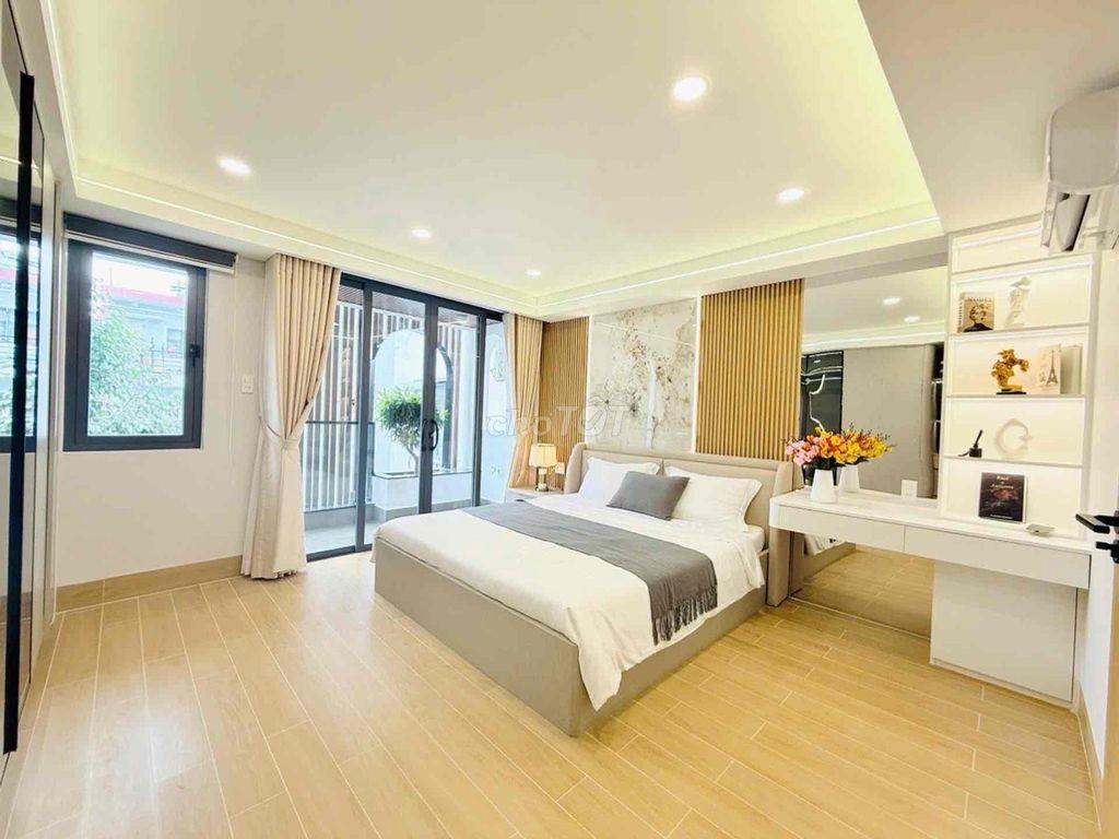 nhà 4 tầng. 65m2. ngang 4.5m. 4pn. Huỳnh Văn nghệ. gò vấp