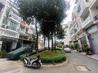 nhà 4 tầng. 65m2. ngang 4.5m. 4pn. Huỳnh Văn nghệ. gò vấp