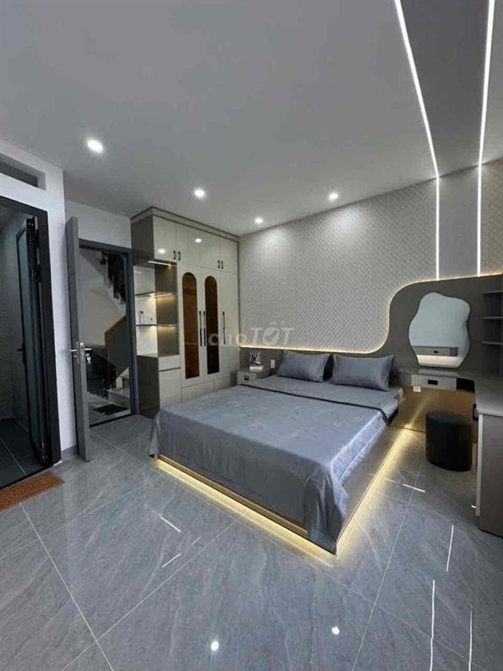 nhà mới 5 tầng. 60m2. phan văn hớn. tân thới nhất quận 12