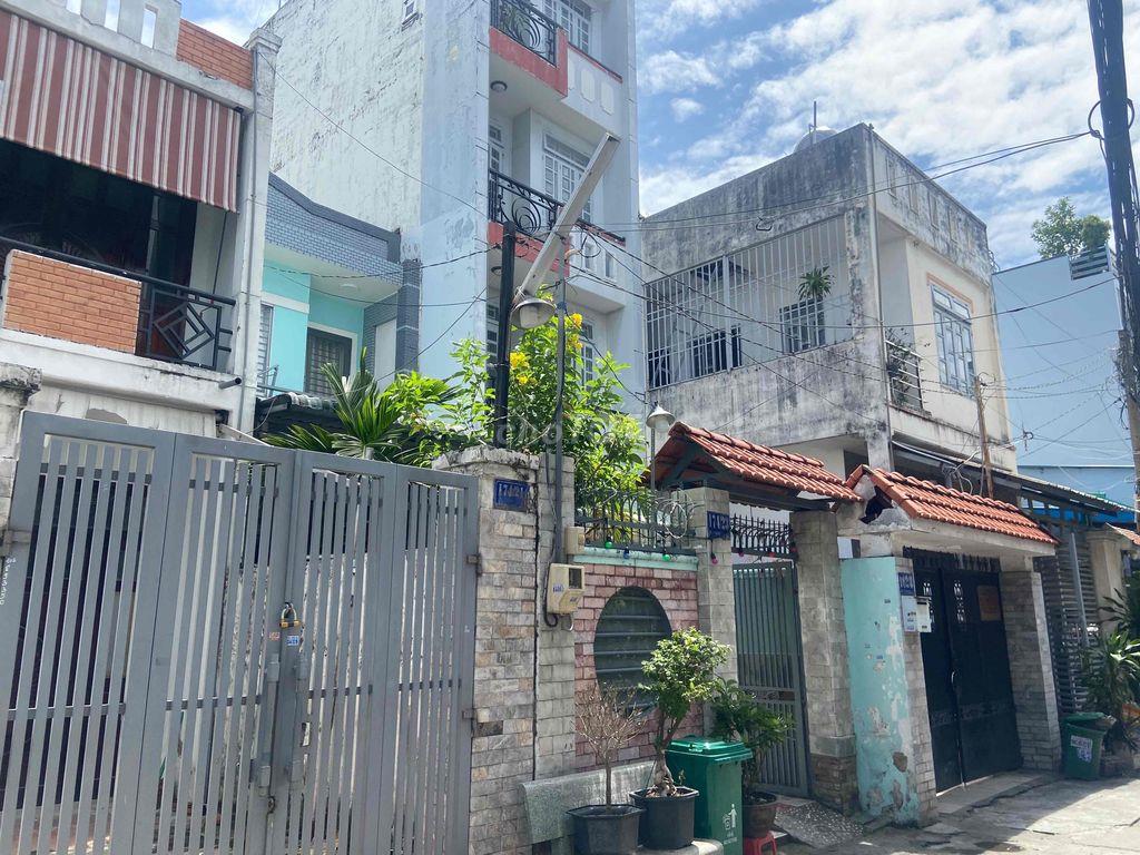 Bán nhà 2 tầng. hẻm oto. 80m2. 3PN. TRƯỜNG CHINH. QUẬN 12