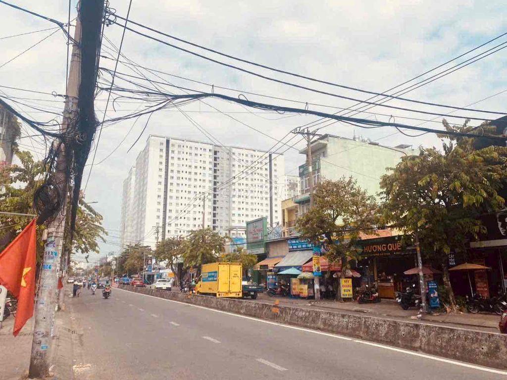 bán nhà 2 tầng. 121m2. ngang 5.5m. lô góc 2mt. phan văn hớn. quận 12