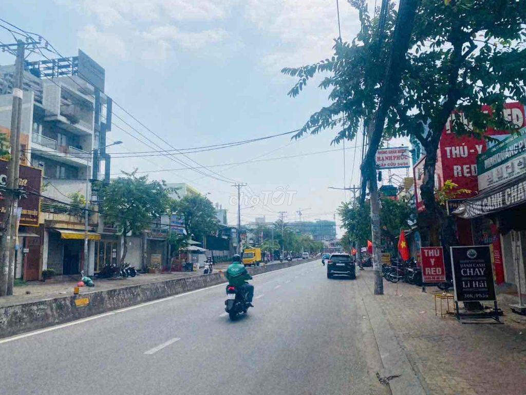 bán nhà 2 tầng. 121m2. ngang 5.5m. lô góc 2mt. phan văn hớn. quận 12
