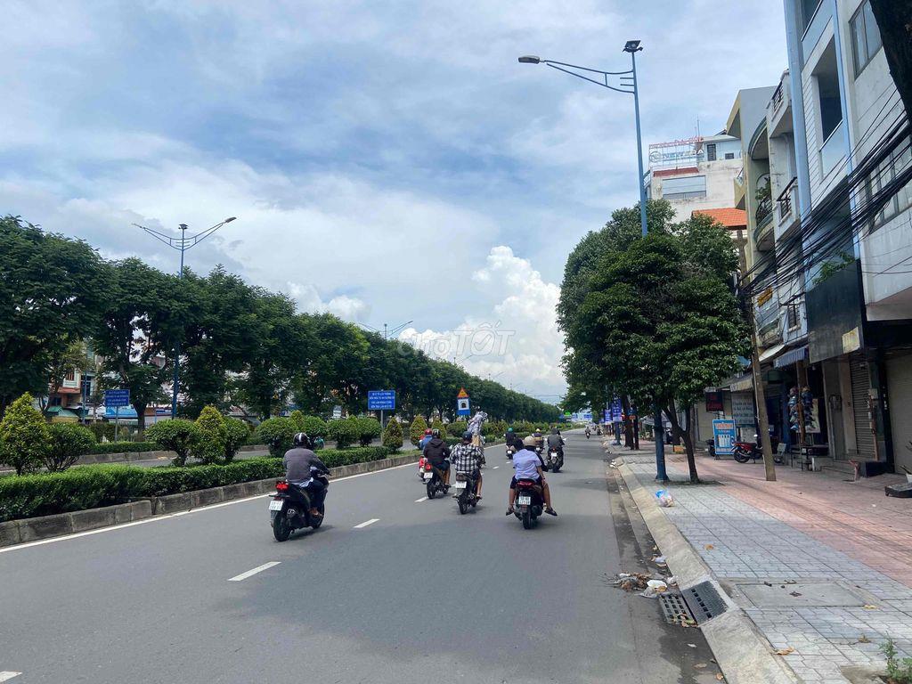 Trường chinh. đông hưng thuận. nhà 4 tầng. 85m2. có garra oto