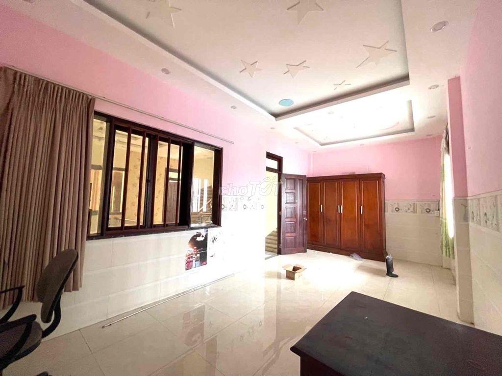bán nhà 4 tầng. 120m2. ngang 7m. ĐÔNG HƯNG THUẬN QUẬN 12