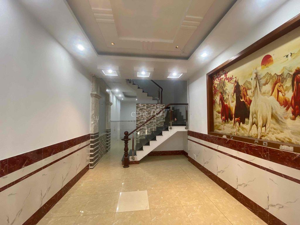 bán nhà 4 tầng. 60m2. 4pn. hẻm nhựa 8m. tại Nguyễn Thị Búp. quận 12