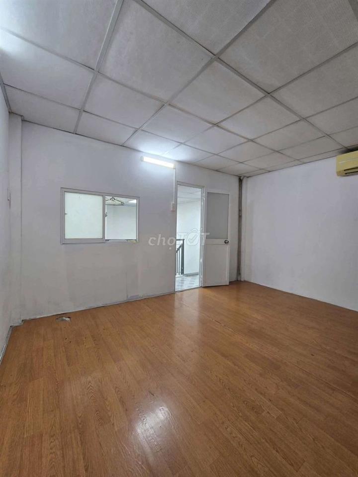 CHỦ GẤP GIẢM SÂU – NHÀ SÁT SÂN BAY CHỈ 7,5 TỶ.