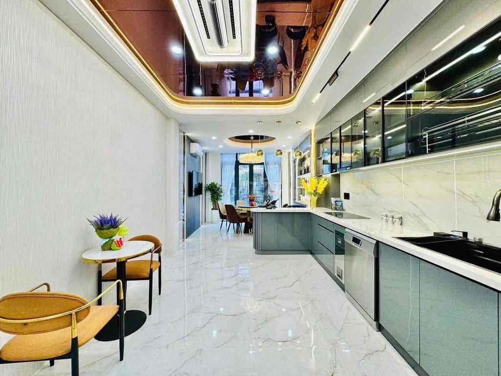 Cần bán gấp nhà mặt tiền ĐS4, Phường 11, Gò Vấp