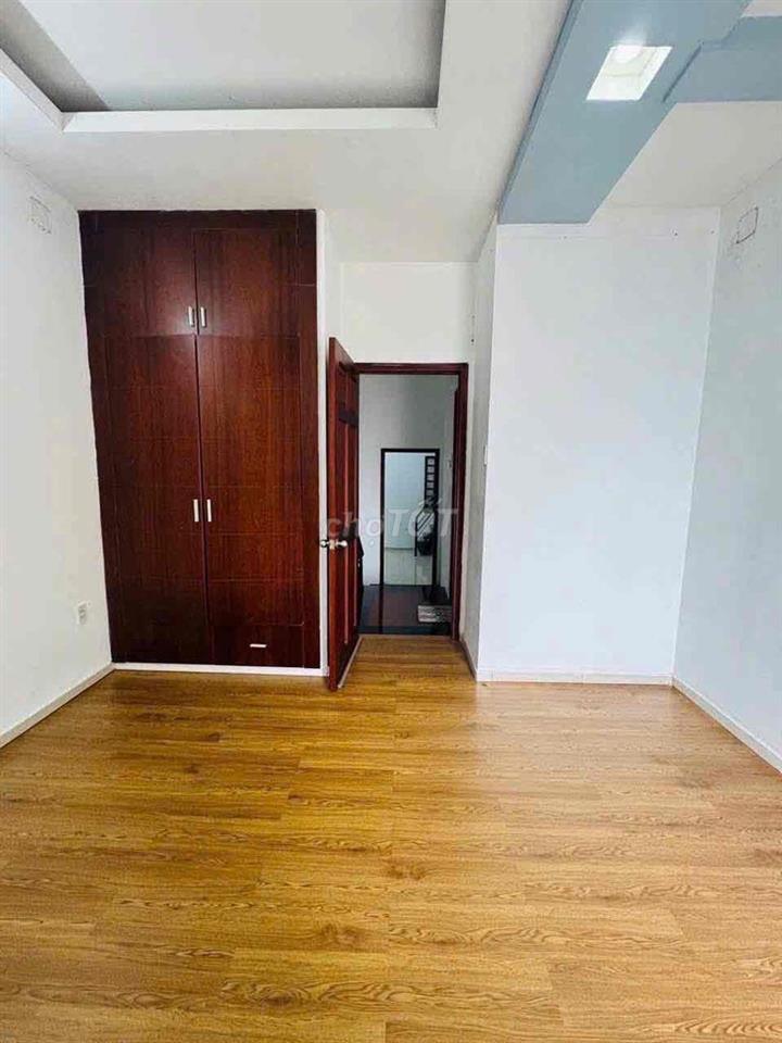 bán nhà hẻm xe hơi đường Phạm Văn Chiêu phường 16