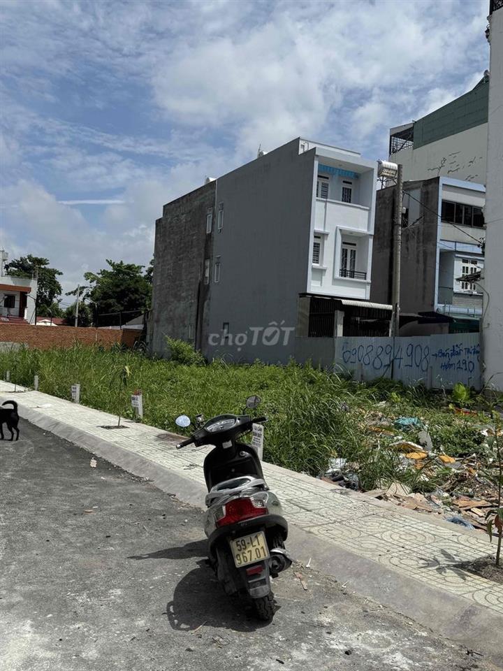 bán đất 1 trucđường vườn  lài phường An Phú Đông quận 12