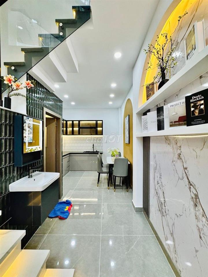 Đường Số 2 Hạnh Thông, 3 tầng 3PN, ô tô nhỏ tới nhà, full nội thất