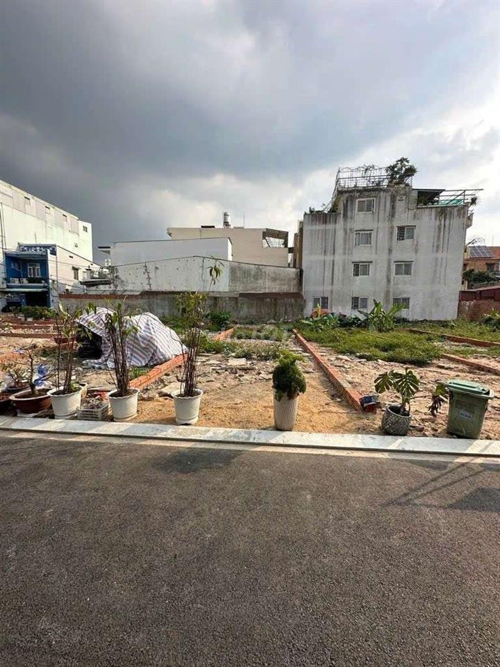 QUÁ HIẾM-ĐẤT RỘNG HẺM TO-GIÁ TỐT-BÁN LÔ ĐẤT HXH 6M-PHAN VĂN HỚN Q.12