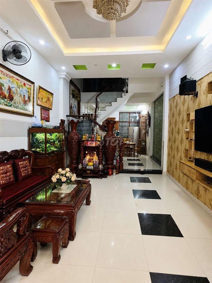HIẾM NHẤT KHU-RỘNG ĐẸP RẼ-BÁN NHÀ 4×15-4LẦU-HXH HOÀNG BẬT ĐẠT TÂN BÌNH