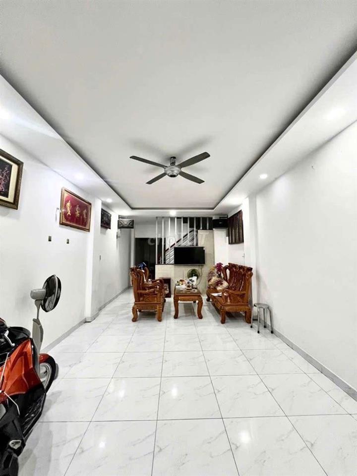 TÂN PHÚ HIẾM CÓ-RỘNG ĐẸP RẼ-BÁN NHÀ 4×14-4TẦNG-ĐƯỜNG BỜ BAO -SÁT AEON