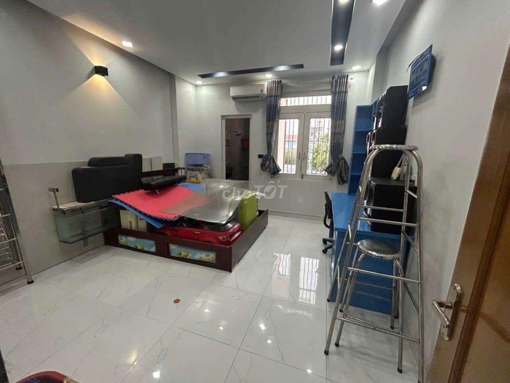 KO CÓ CĂN THỨ 2 SO SÁNH-BÁN NHÀ 4×22.5-4LẦU-HXH NGUYỄN DUY CUNG GÒ VẤP