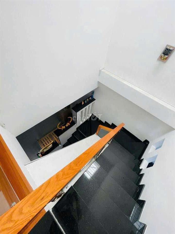 QUẬN TÂN PHÚ-HIẾM CÓ RỘNG ĐẸP RẼ-KẸT BÁN NHÀ 4×17-2 TẦNG-HXH TÔ HIỆU
