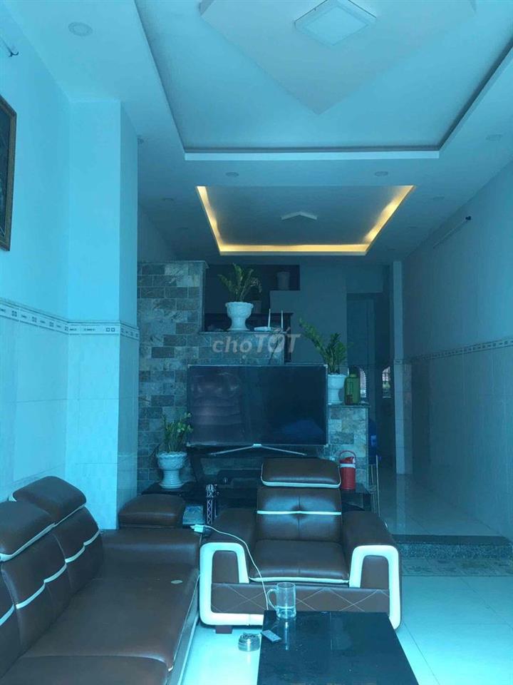 Nhà 4 tầng Bùi Quang Là, hxh, tiện ở hoặc cho thuê, giá 4.7 T TL
