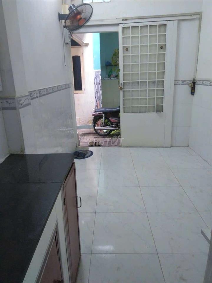 Chính chủ nhà Tú Mỡ 2 lầu sổ riêng