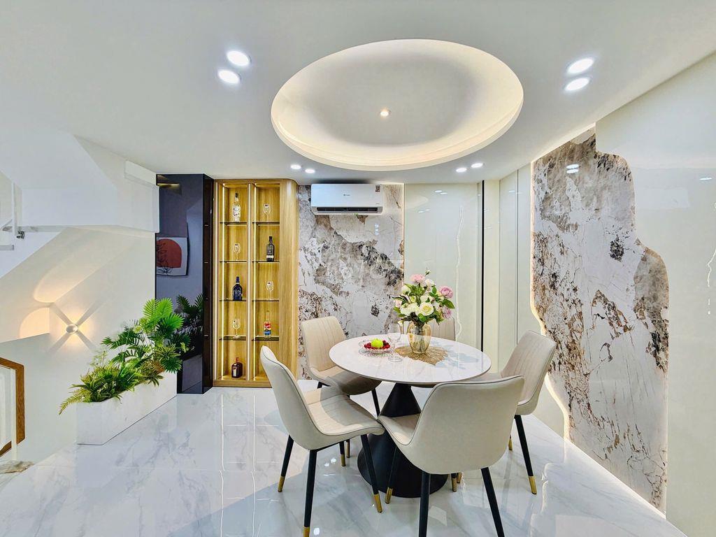 Nhà đẹp 42.5m2 nở hậu xây mới 5T, 4PN có PN trệt P. Hạnh Thông 6.98 tỷ