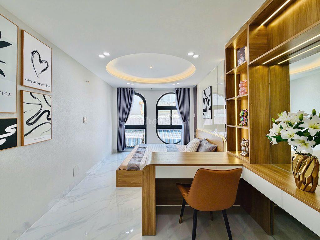 Nhà đẹp 42.5m2 nở hậu xây mới 5T, 4PN có PN trệt P. Hạnh Thông 6.98 tỷ