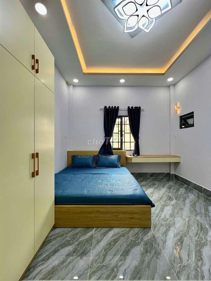 Nhà Bán hẽm xe hơi diện tích khủng f6 gò vấp