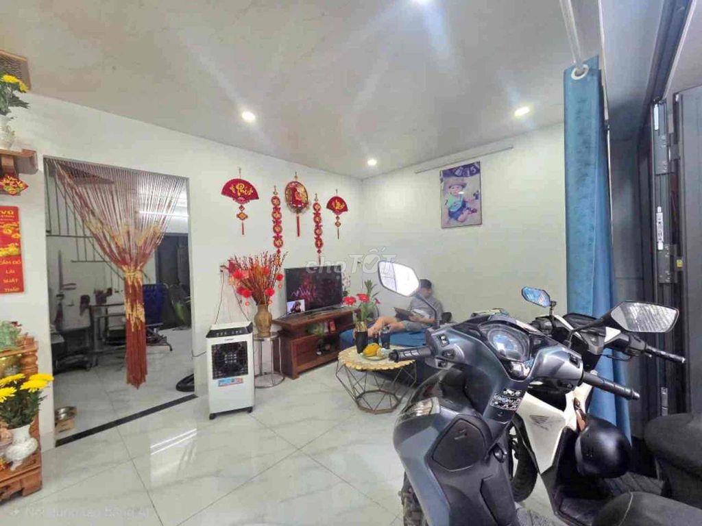 XE HƠI ĐẬU CỬA, QUAY ĐẦU, HẺM THẲNG 1 TRỤC - KHU DÂN TRÍ - NGANG 5M