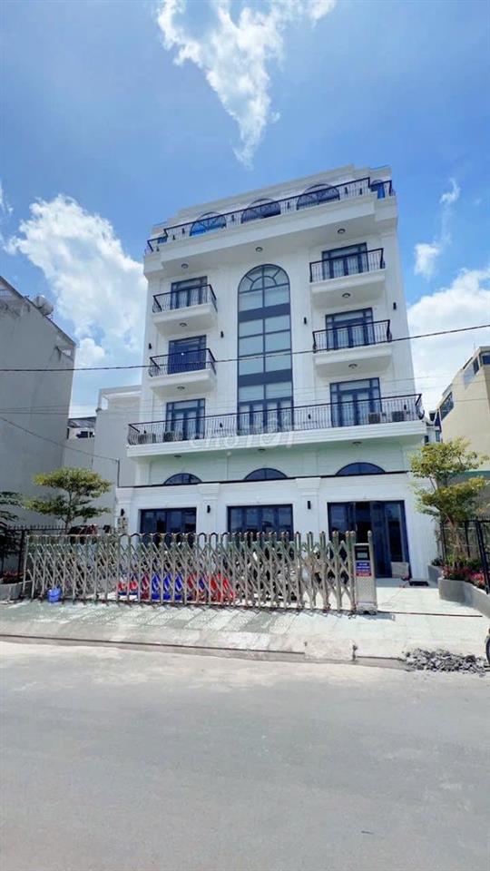 BÁN HOẶC CHO THUÊ BIỆT THỰ CAO CẤP - GÒ VẤP 1 trệt • 1 lửng • 4 lầu