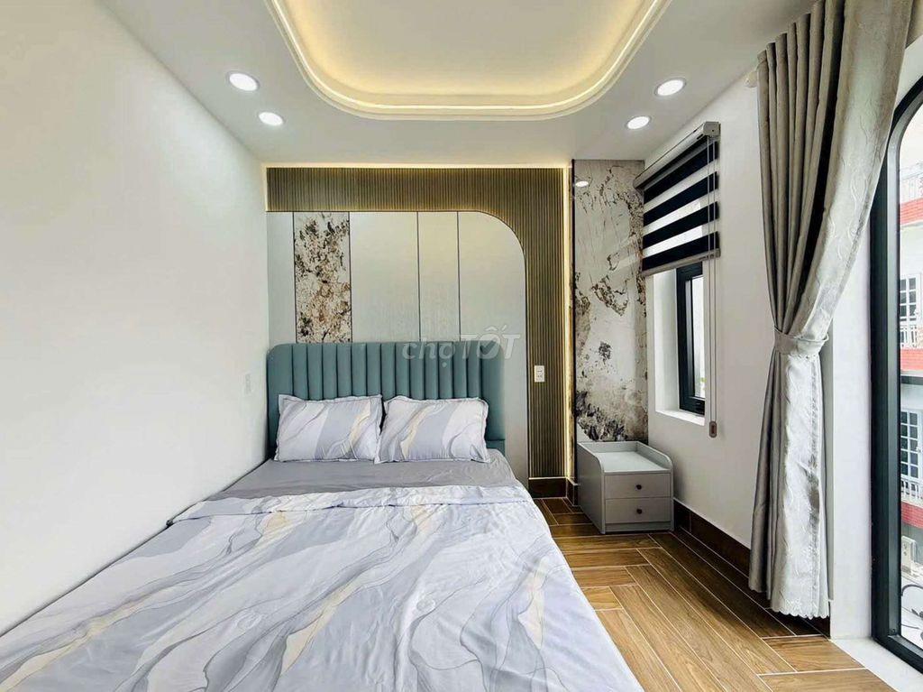 BÁN NHÀ MỚI 100% NGUYỄN TƯ GIẢN. 6x10.5M .4 TẦNG.5PN.GIÁ 9 TỶ