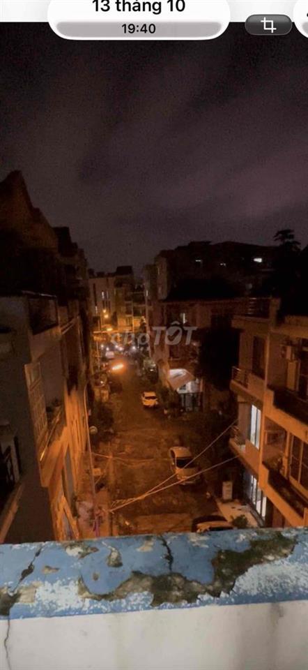 Bán nhà Đường Nguyễn Kiệm 39m2, 3 tầng, có sân thượng