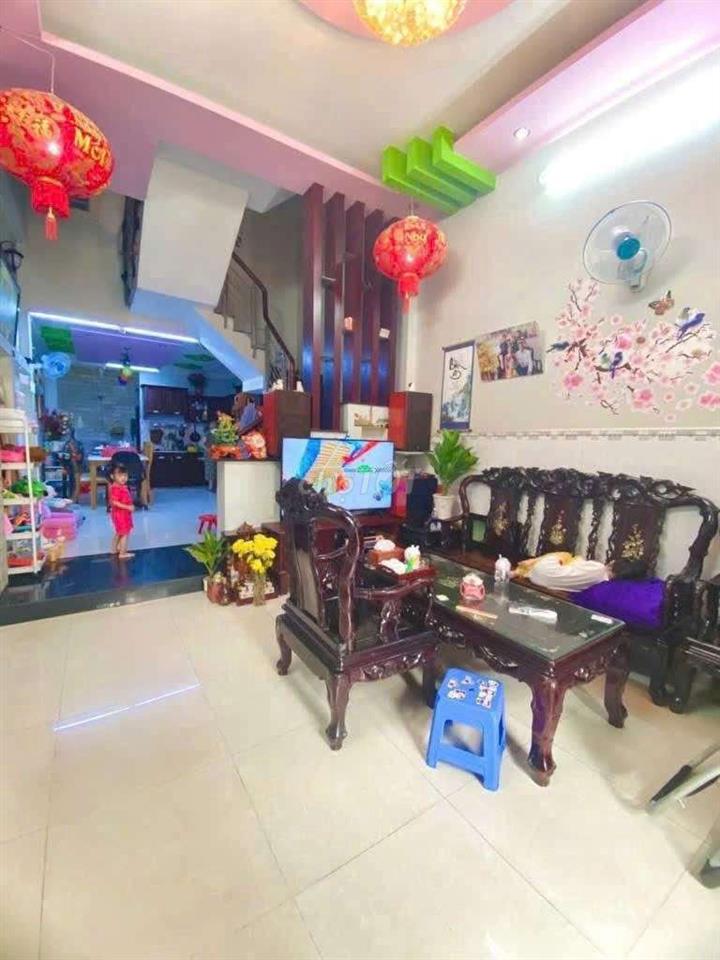 cho thuê nhà nguyên đường Phạm Văn chiêu 