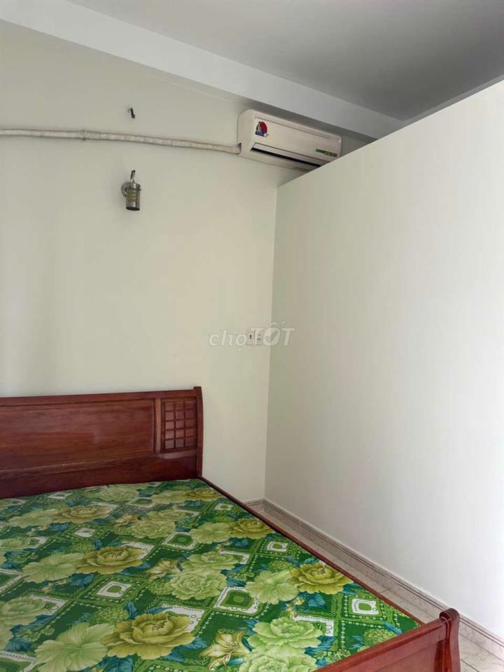 cho thuê nhà nguyên căn 4*10