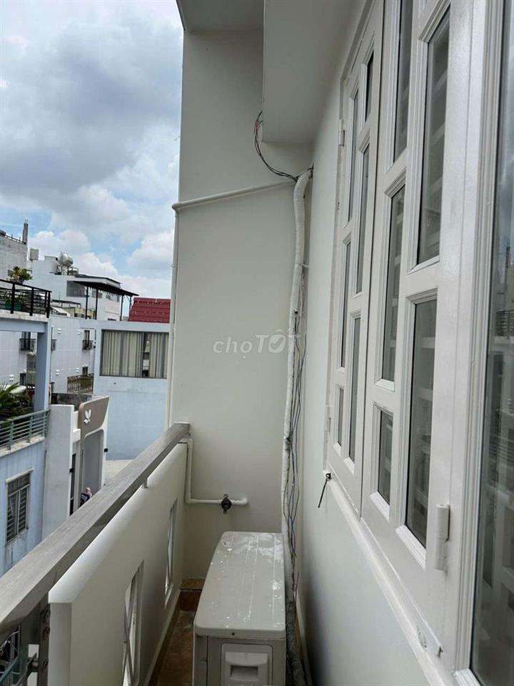cho thuê nhà nguyên căn 4*10