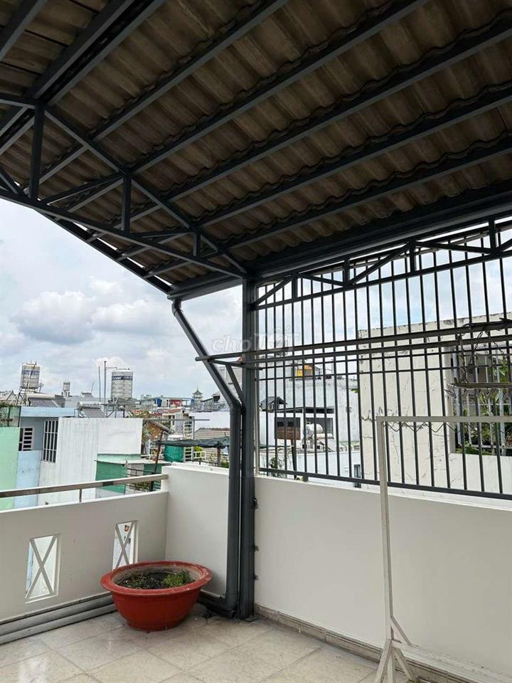 cho thuê nhà nguyên căn 4*10